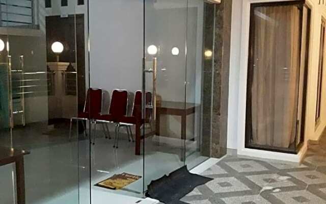 Toraja Lodge Guest House