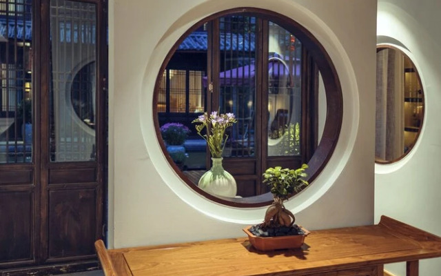 Lijiang Qilu Garden Hotel