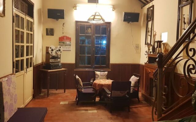 The Casting Homestay – Lobby – Hue
