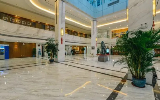 Shanghai Sports University Exchange Center Hotel (Changhai Hospital)