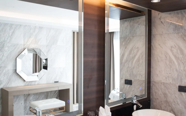Vinary Hotel