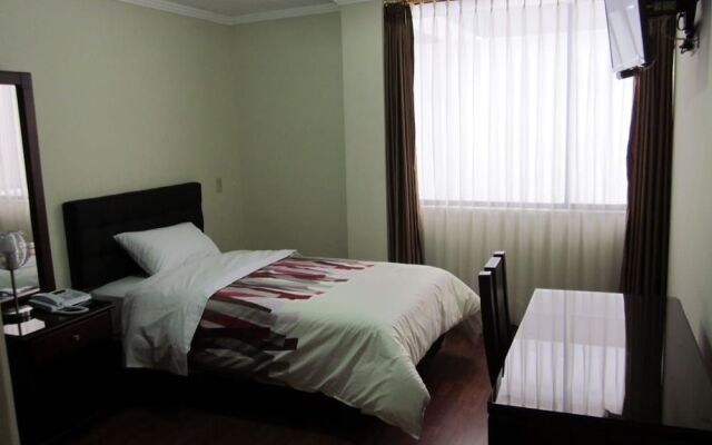 Hotel LEF