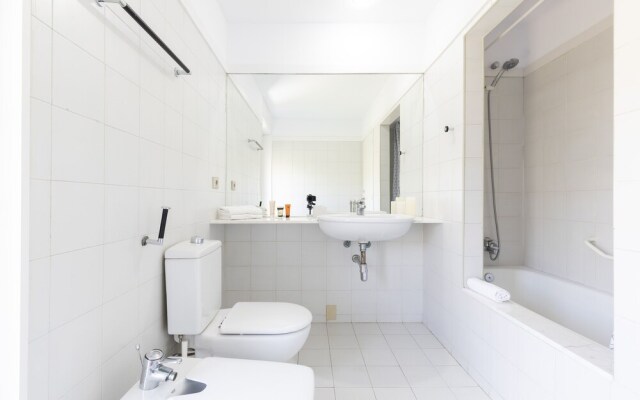 AB Olympic Village Beach Apartment