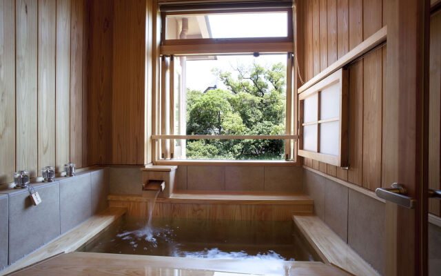 Ryokan Oomuraya