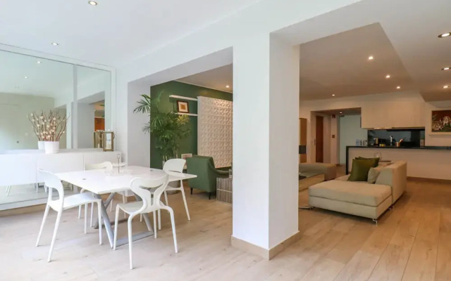 w Sensational 1BR With Private Pool in Barranco