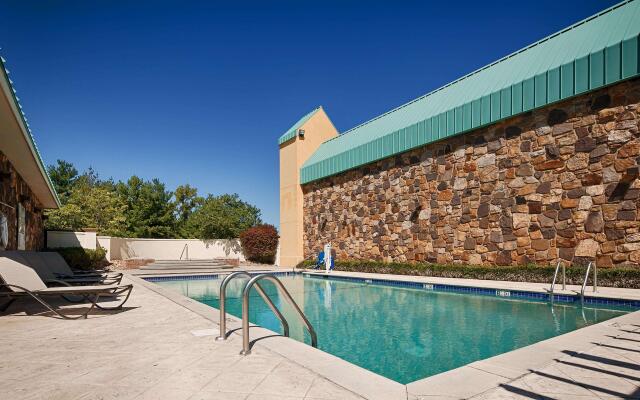 Best Western Newport Inn