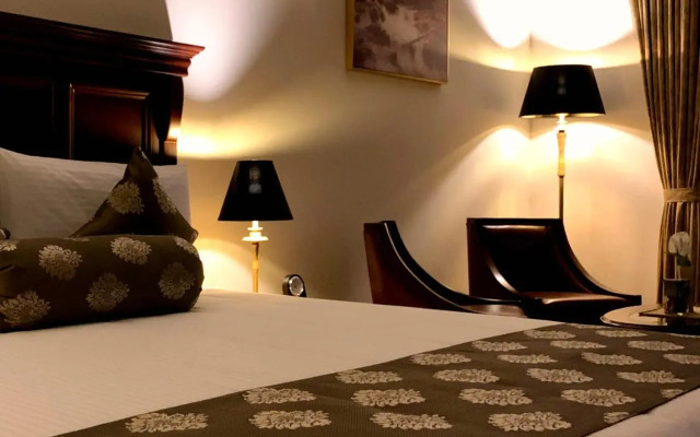 Montrose Golf Resort And Spa