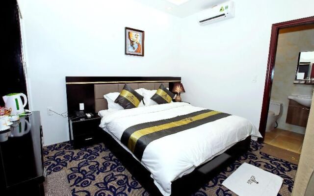 Gallant Hotel 154