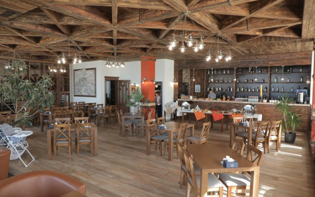 Amberd Hotel