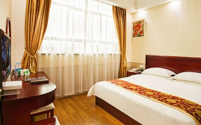 GreenTree Inn Jieyang North Linjiang Road Express Hotel