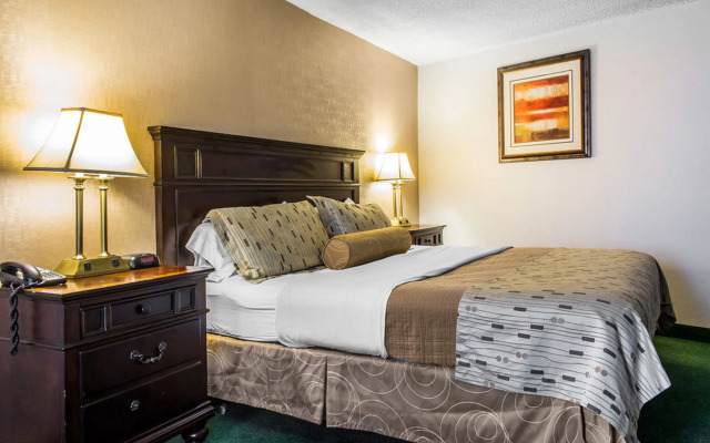 Clarion Hotel Philadelphia International Airport