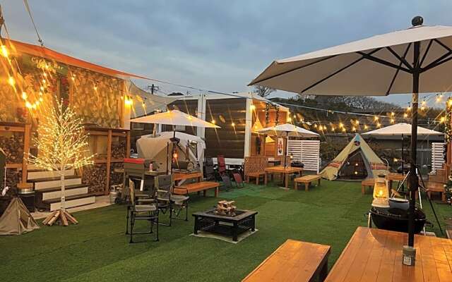 Glamping Village LEAF