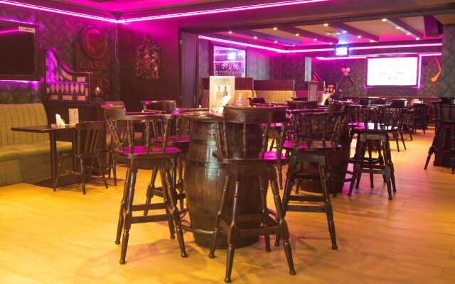 Golden Tulip Deira Hotel