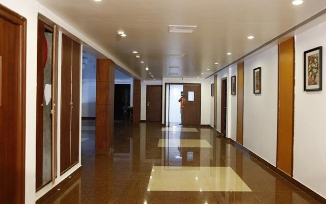 Triguna Clarks Inn