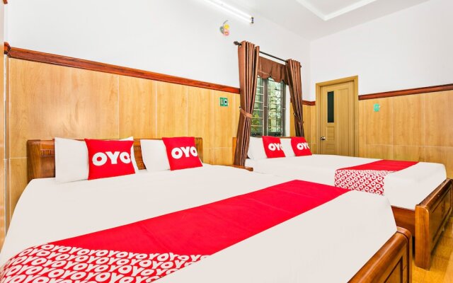 Thao Van Hotel by OYO Rooms