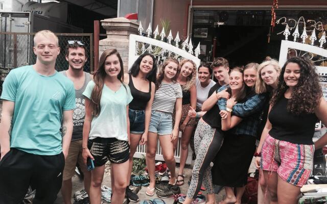 Mr Peace Backpackers House