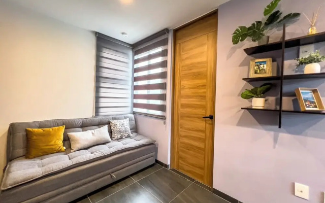 Cozy Apartment for 4 Guests with Parking