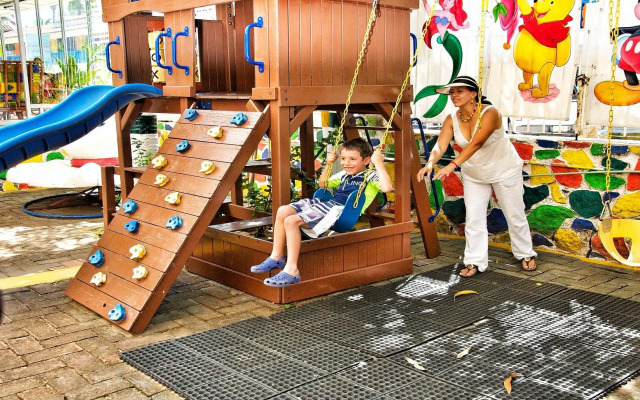 Sands Acapulco Hotel & Bungalows