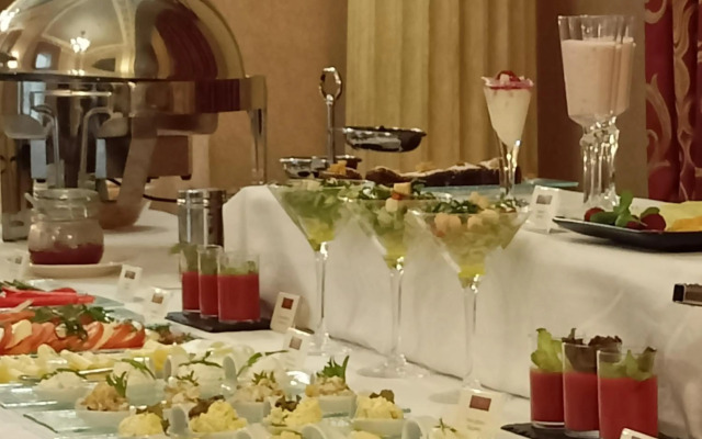 Grand Hotel