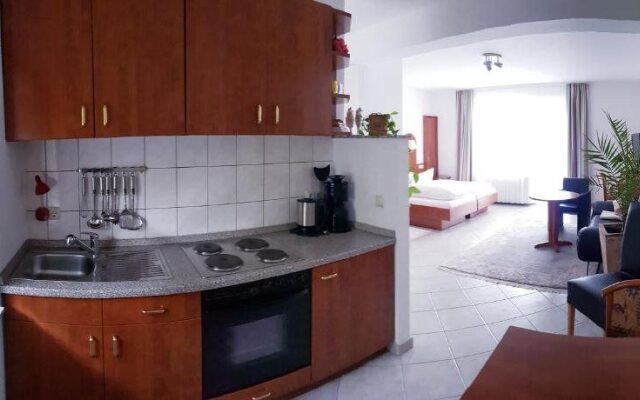 Urlaubspension 'Hohes Rott' und Apartmenthaus