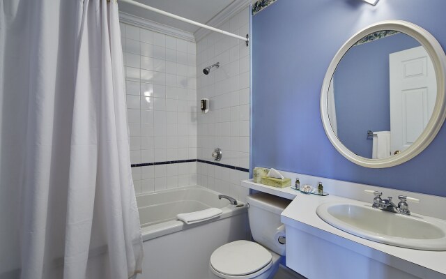 Sir Sam's Inn & Waterspa - Adults Only