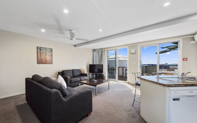 The Pavilions Beachfront Apartments