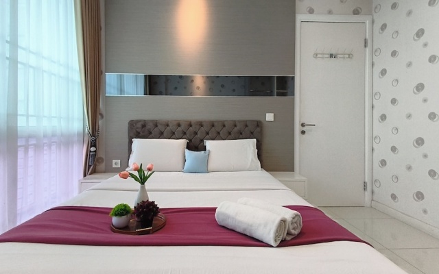 Spacious And Lavish 4Br At The Via And The Vue Ciputra World Apartment – Guest Rooms – Surabaya