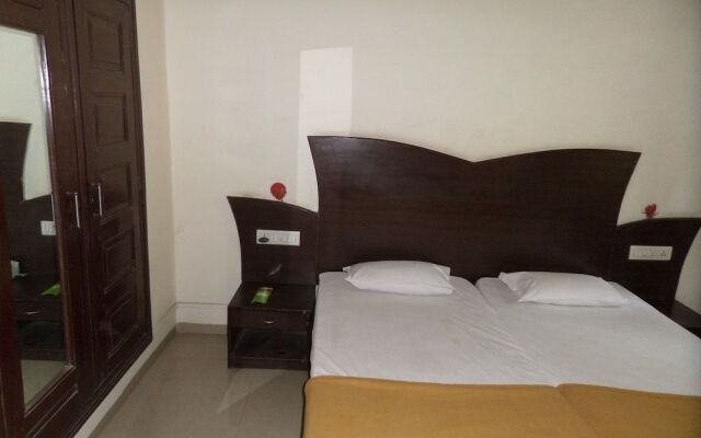 Hotel Ashok Deluxe