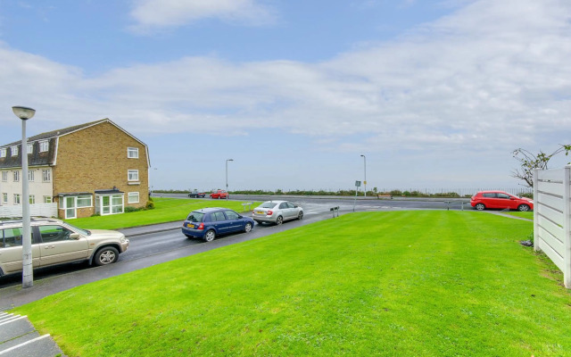 Seaview - Cheviot Court