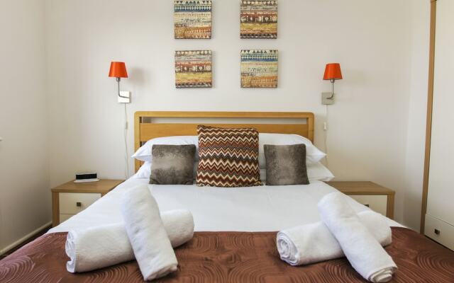 Britannia Harbour View Parking by Brighton Holiday Lets