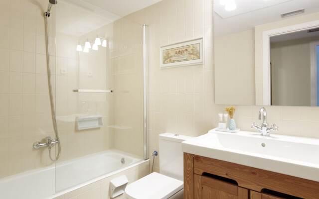 Orri by FeelFree Rentals