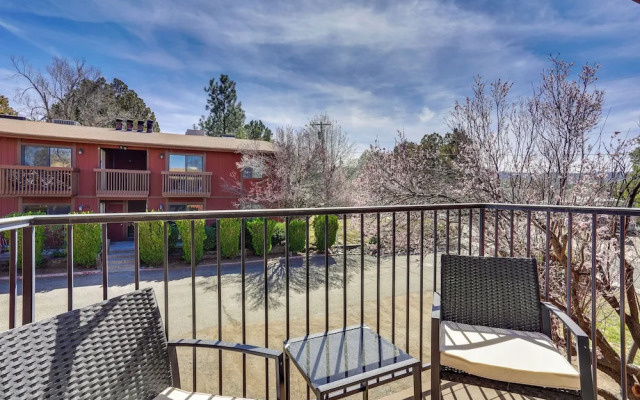 1 Mi to Museum: Pet-friendly Prescott Condo