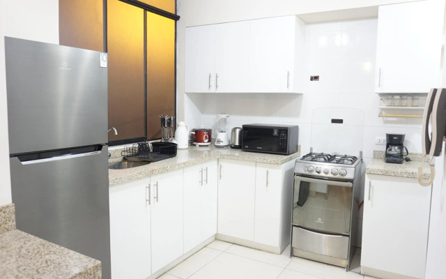 Casa Pillqu APARTAMENTOS PRIVADOS - 10min del Aeropuerto Lima PE