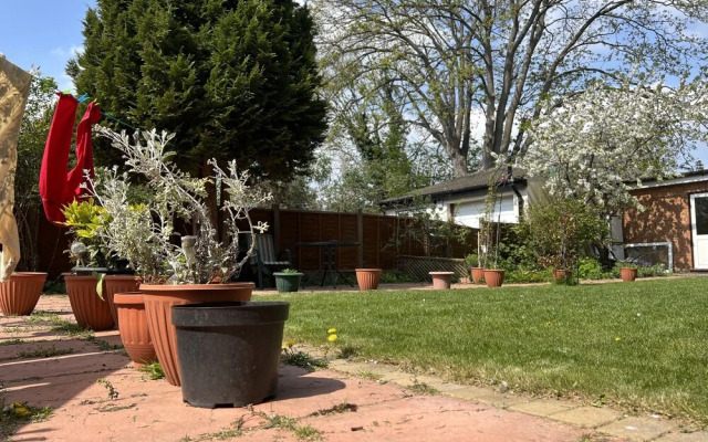 Manns Guest House