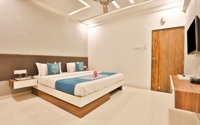 OYO 10749 Hotel Neelkanth Bliss
