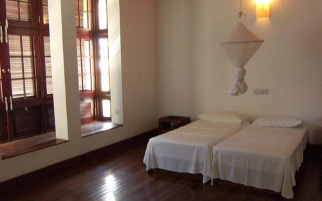 Mount Lavinia House