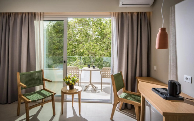 South Coast Hotel