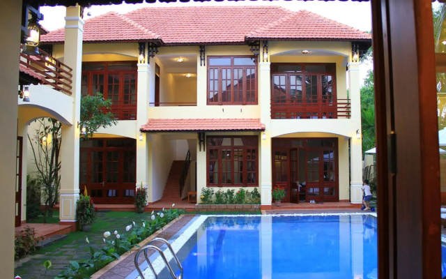 The Earth Villa