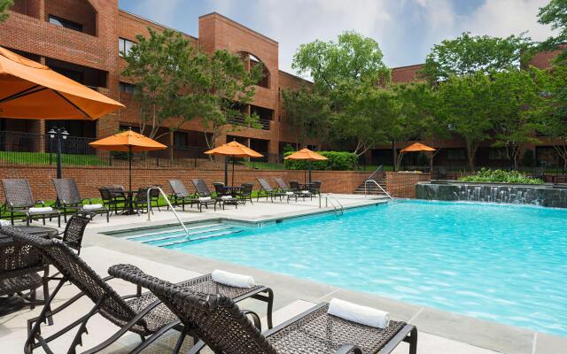 DoubleTree Suites by Hilton Charlotte - SouthPark