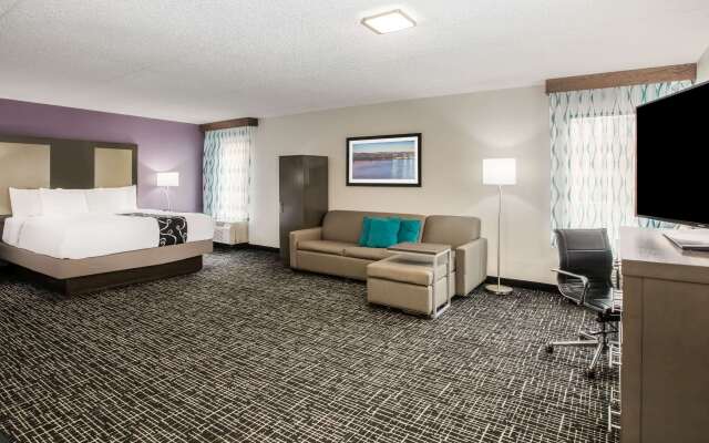 La Quinta Inn by Wyndham Davenport & Conference Center