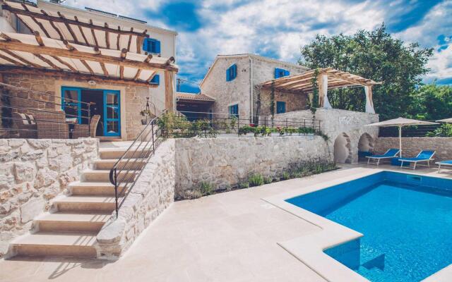 Villa DELUXE in Gabonjin