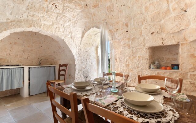 3746 Trullo Mandorlo by Barbarhouse