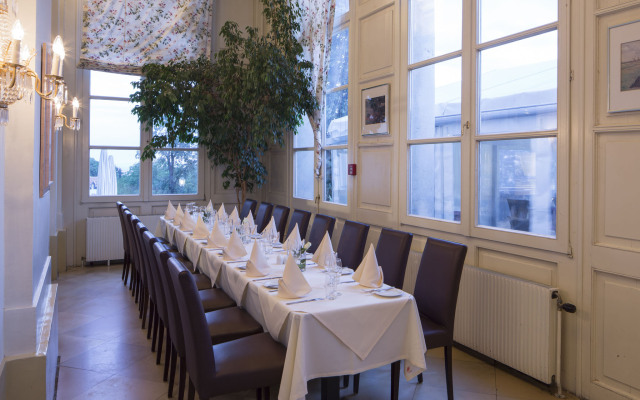 Austria Trend Hotel Schloss Wilhelminenberg