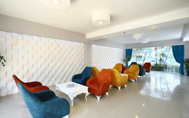 Summer in Garden Suites & Beach Hotel