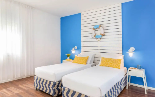 Gesher HaZiv TravelHotel
