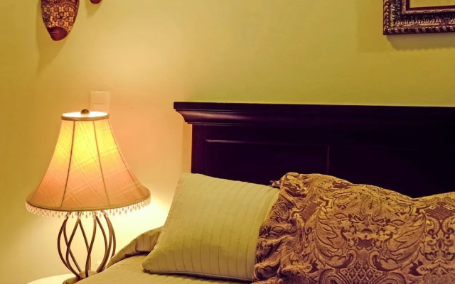 Ochenta Y Dos an urban bed & breakfast