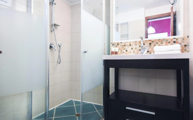 Central 2BR in Hovevei Tsiyon 29 by HolyGuest