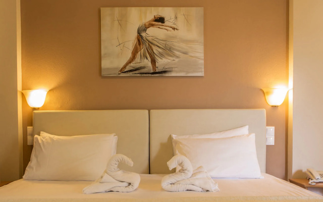 Colonides Beach Hotel