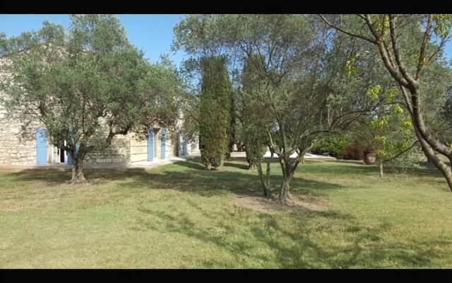 Mas Des Oliviers - Chambres d'hôtes