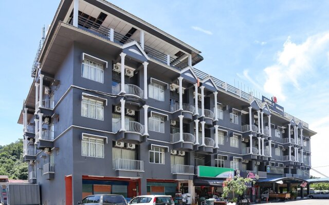 OYO Capital O 89876 Safari Hotel